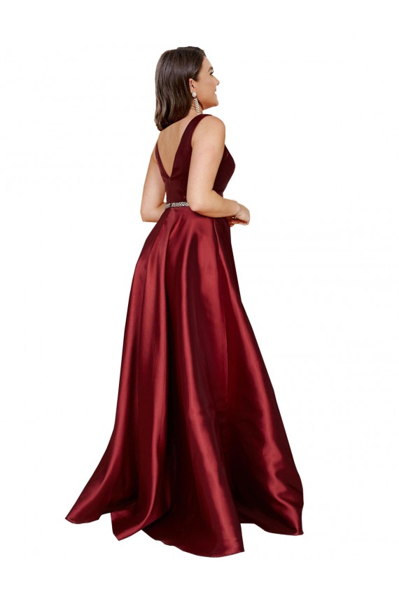 Outlet Sleeveless Deep V-Neck A-Line Satin Prom Dress with Pockets UK